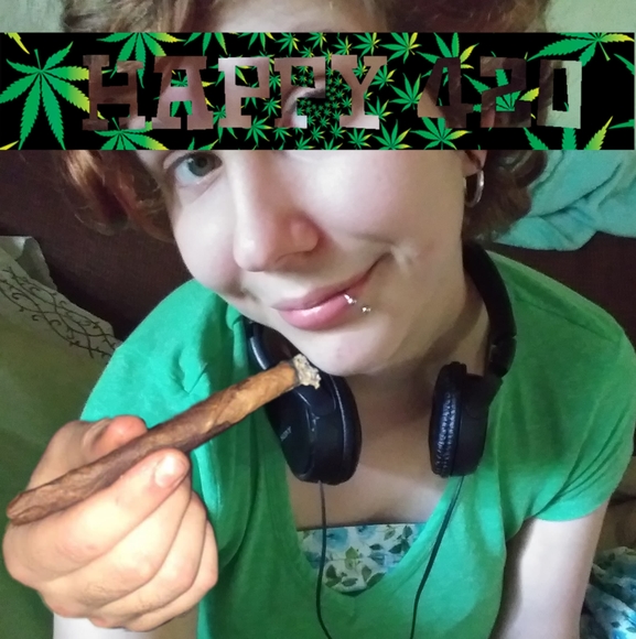 Meet your Posher, Starla - Picture 1 of 1